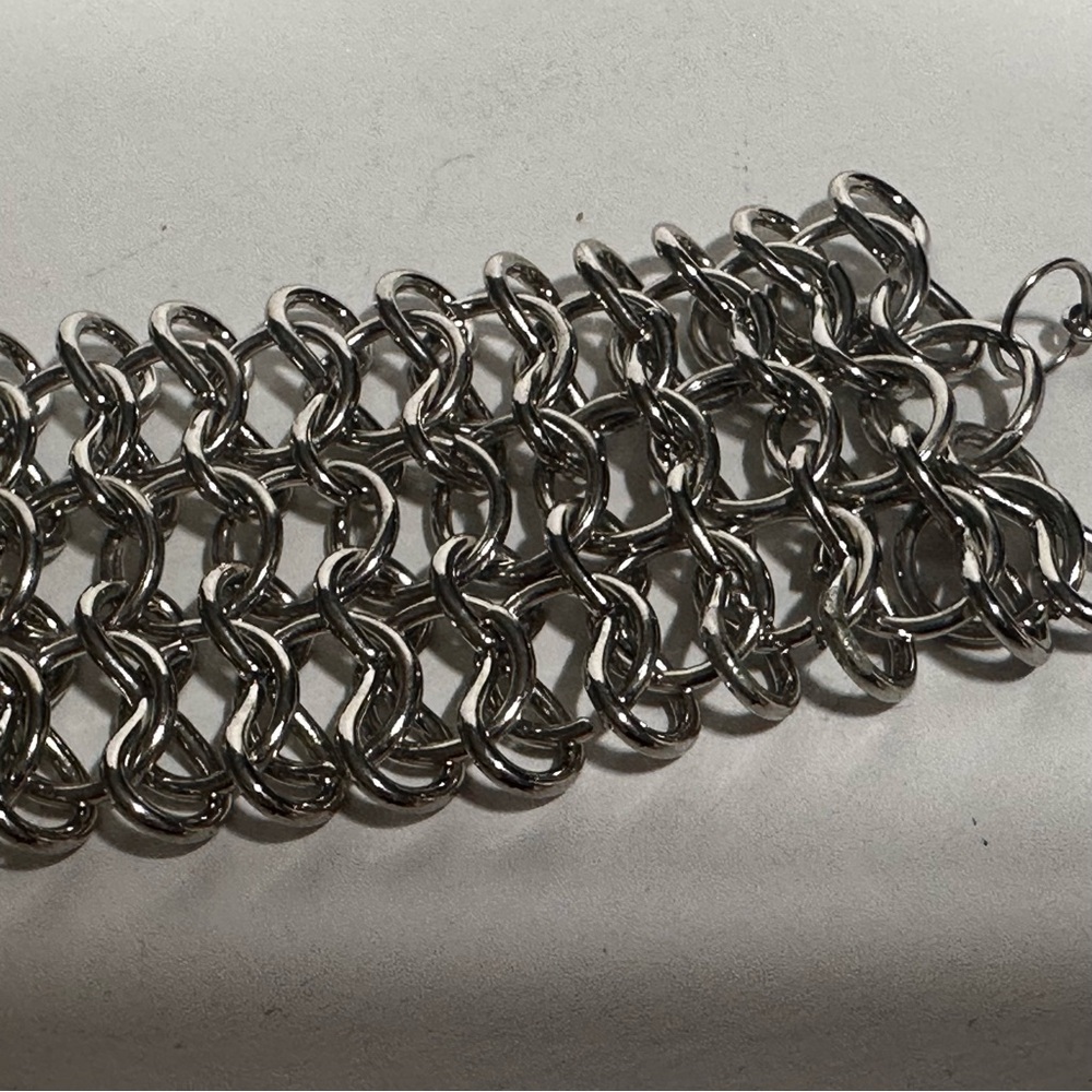 Gothic Chain Maille Chainmail Bracelet Interlocking Rings Medieval Castlecore - Picture 8 of 9